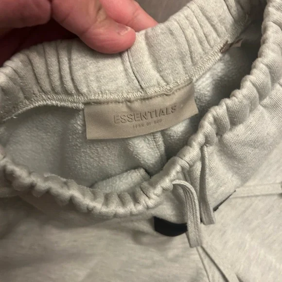 Kids ESSENTIALS Shorts - Picture 3 of 7